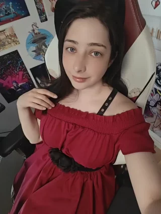 Live Q&A on Tiktok today! Join in at 4PM CET! 😄 Ask me ANYTHING and I\'ll answer!! (Link below)