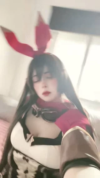 Amber cosplay (Genshin Impact) by Hathcos