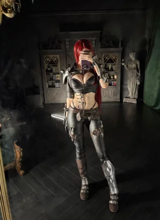Katarina from League of Legends cosplay by Alina Becker