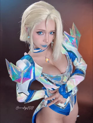 Emma Frost teasers