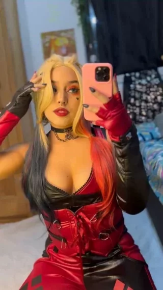 Harley Quinn from The Birds Of Prey by Ana Nunez
