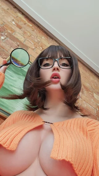 Velma cosplay by me, (Evie Lee Mikomin)