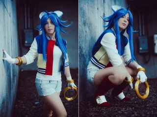 Sonic the Hedgehog (by lynxicat)