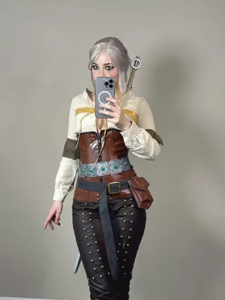 Ciri from The Witcher Emfox