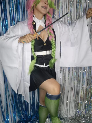 Mitsuri Kanroji by DizzyDora
