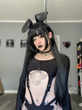 Demon bunny babe 🫶