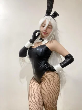 Ready to play with this asian bunny?