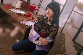 Hinata Hyuga by ThighVooltage