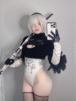 2B by Emfox [NieR:Automata]