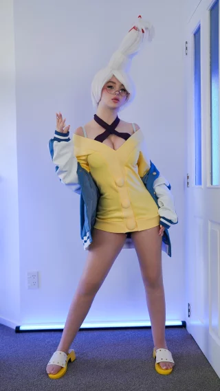 Seiko Ayase cosplay by me, (Evie Lee Mikomin)