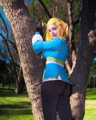 Princess Zelda by kisseve