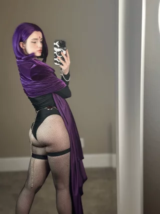 My Raven cosplay from Teen Titans by me! (LeesiBB)