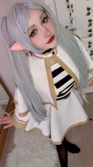 Frieren (LucidDreamExe) [Frieren: Beyond Journey\'s End]