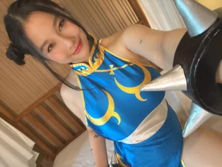 Chun Li from Street Fighter by Irisadamsone