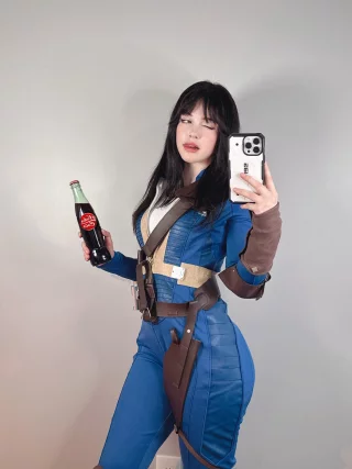 Lucy Mclean [Fallout] (Emfox)