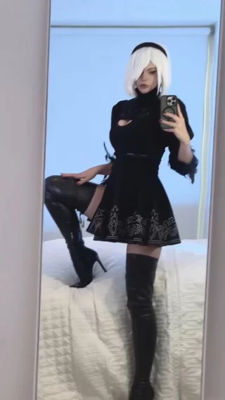 2B by (tennite_)