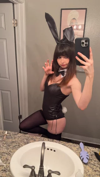 If this petite bunny knocks on your door, will you adopt her?