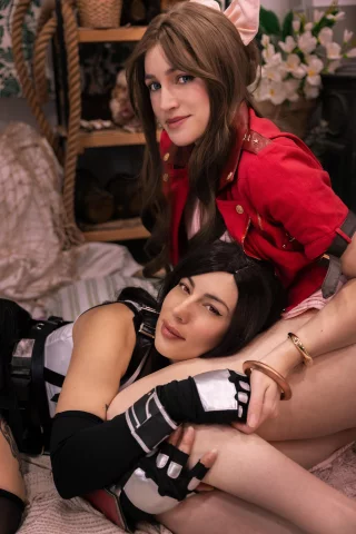 Tifa and Aerith (LivayDPunk and Milashiroki) [FinalfantasyVII]