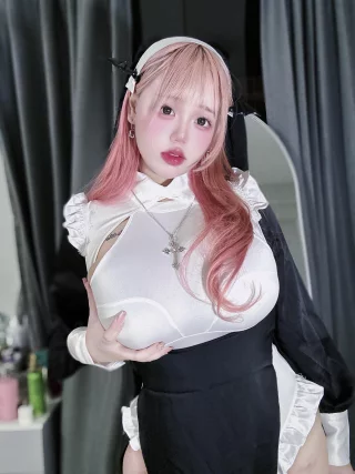 demon nun by erotiicxxluna
