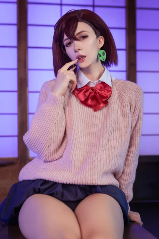 Momo Ayase by Miakanayuri