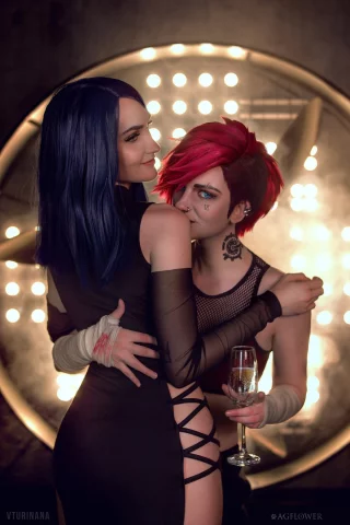 Vi and Caitlyn from Arcane by AGflower and Vturinana