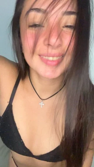 Can I be your treat 😋F18