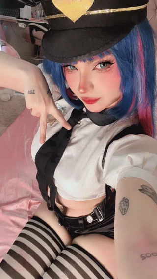 Stocking Anarchy cop (Panty and Stocking with Garterbelt) by bunnyboboo