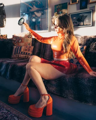 Velma by kisseve
