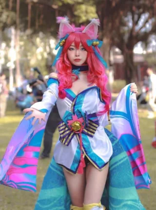 Ahri [League of Legends] (Elphy Chan)