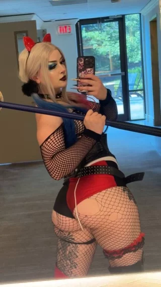 Harley Quinn has your heart (and your hard cock)