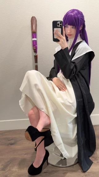 my Fern from Frieren cosplay :3