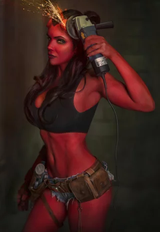 Fem Hellboy by Octokuro