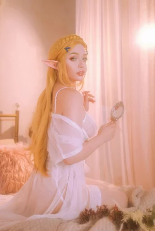 Zelda by Nana