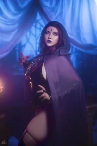 Raven by Nessy Fox