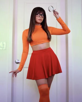 Velma (Scooby-Doo) by slayeas