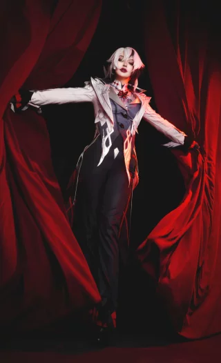 Arlecchino by Nana