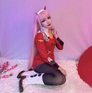 Zero Two by Sthormy