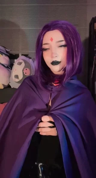 Raven Cosplay [Teen Titan] (Zoey)