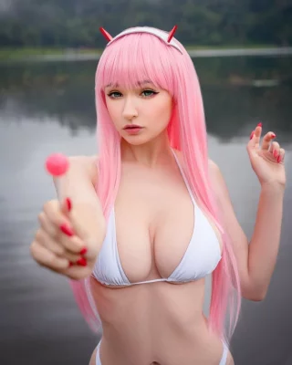Zero Two DARLING in the FRANXX by Queen Fesch