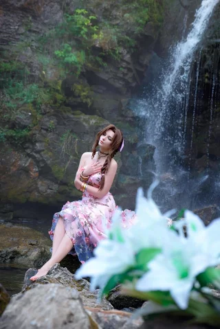 Aerith from Final Fantasy by AGflower