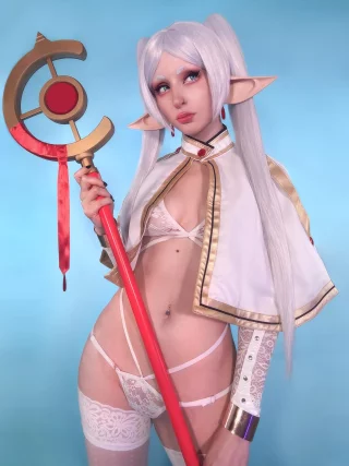Frieren from Sousou no Frieren (Shiroktsne)