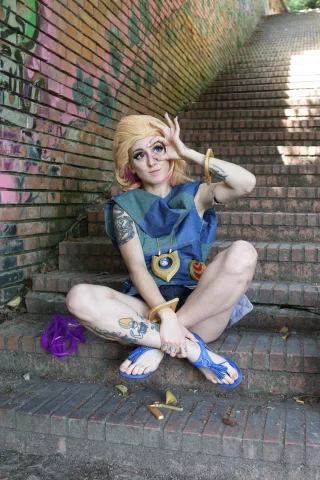 Zoe [League of Legends] (by me cospickle_)
