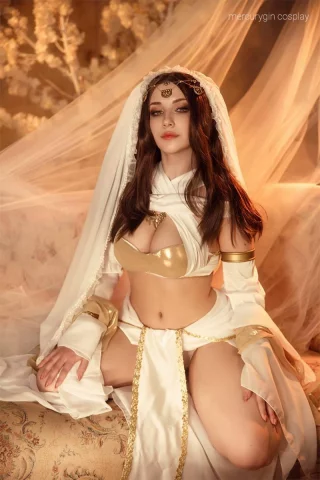 Gwynewere from Dark Souls by Mercurygin