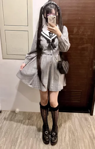 Gothic Lolita by Raku
