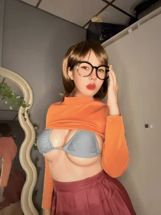 Velma (Jenny) [Scooby Doo]