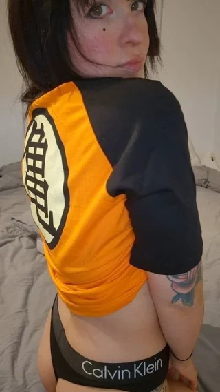Muten Roshi Training Shirt + Sideboob