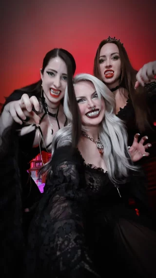 You belong to us now 🦇 Which one do you let bite you first? (Ft. spookykins and Artyfakes)