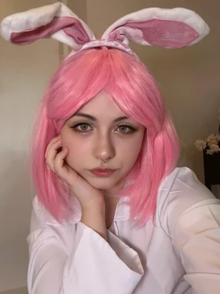 Cute bunny girl for adoption