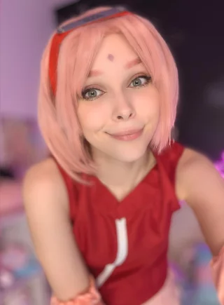Sakura by FluffDropp from Naruto