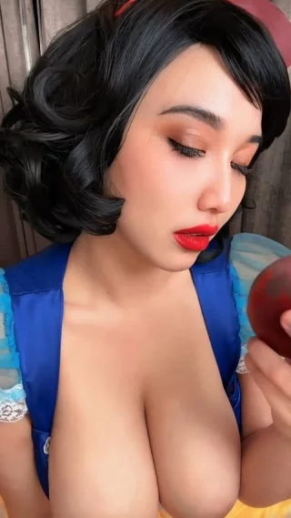 Snow White (Aria) [Disney]